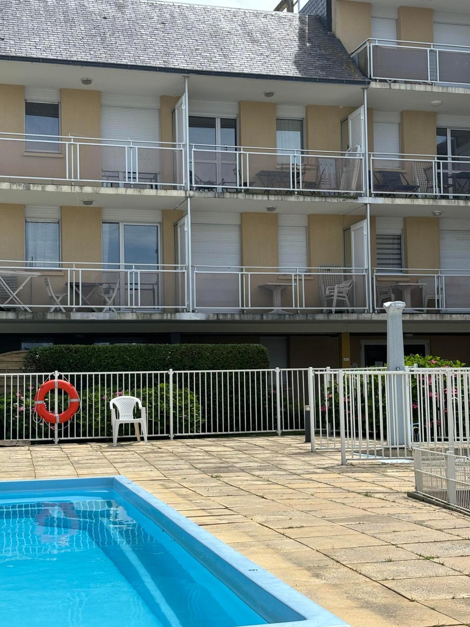 Appartement Studio 4 Personnes Dans Residence Avec Piscine Кіберон Екстер'єр фото